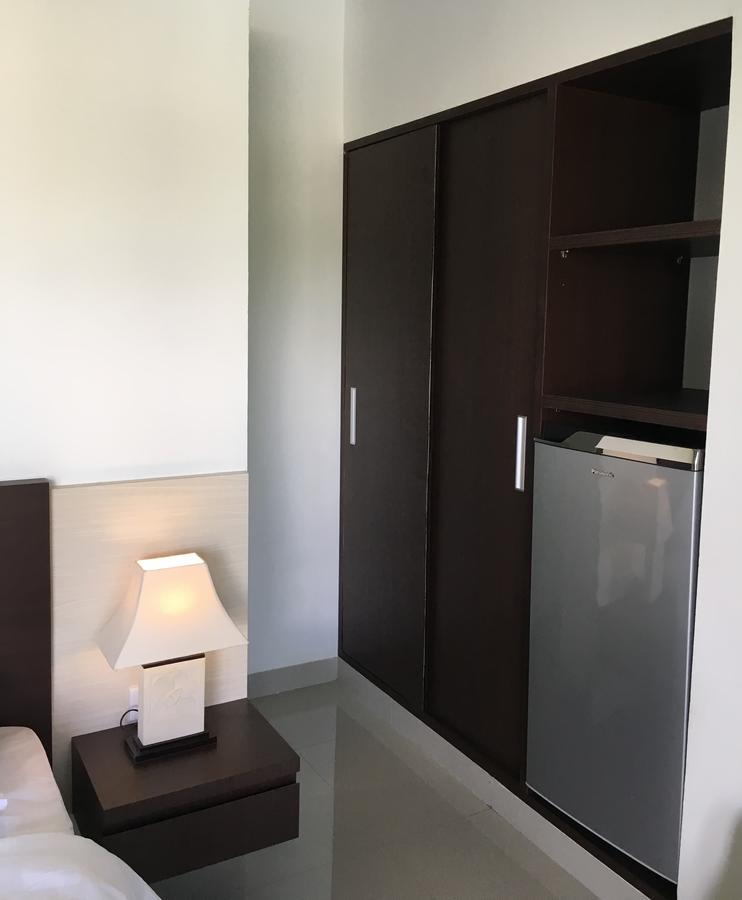 Indah Homestay Семиняк Екстериор снимка