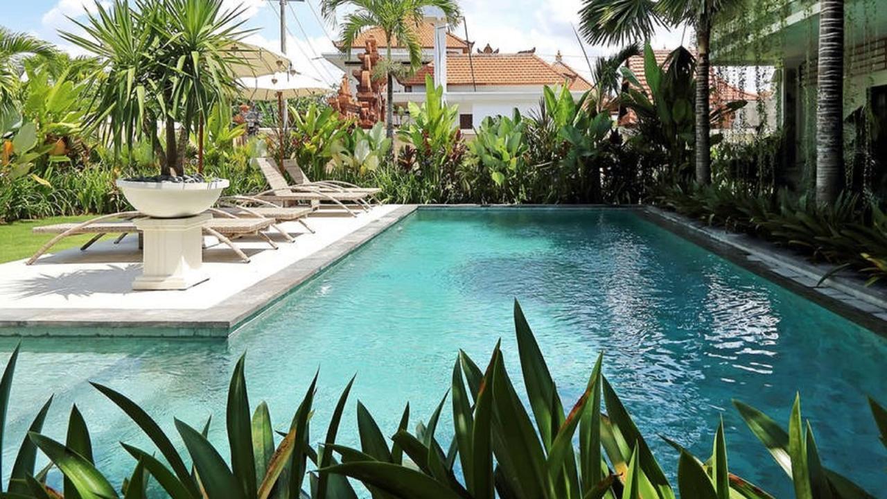 Indah Homestay Семиняк Екстериор снимка